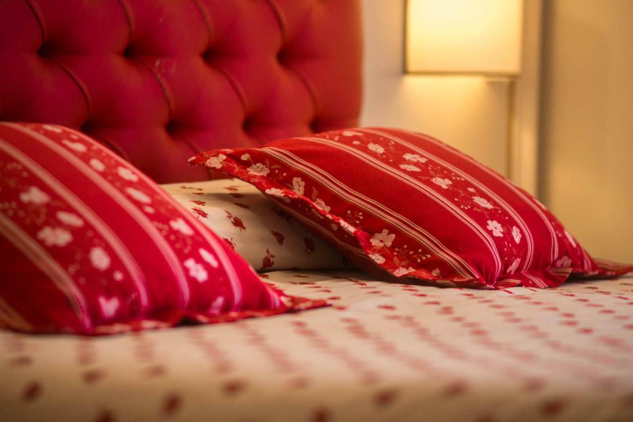 Hotel Le Mura Фолиньо Екстериор снимка
